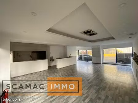 local commercial 127 m²