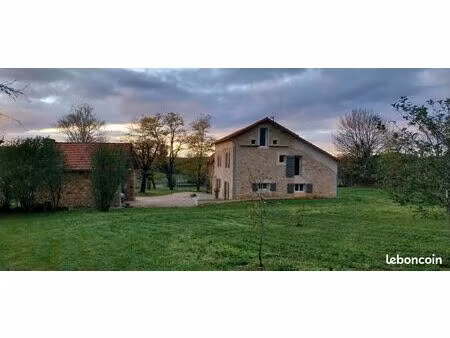 ferme 4 pièces 130 m²