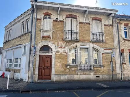 maison 6 pièces 137 m²