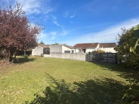 terrain 500 m² chateaubernard