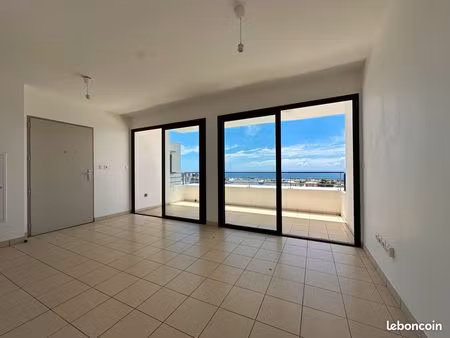 beau t3 vue mer - saint denis