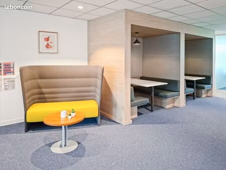 abonnements flexibles pour un espace de coworking à louer à bourges  charles pathé bourges