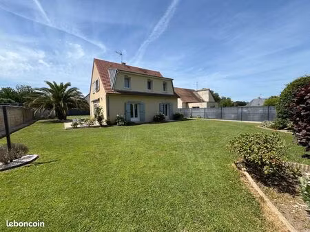maison 5 pièces 150 m²