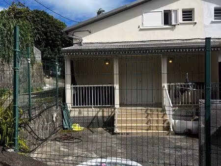 maison à louer f3