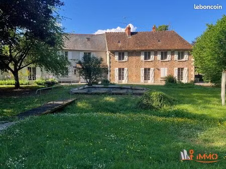 propriété 9 pièces 220 m²