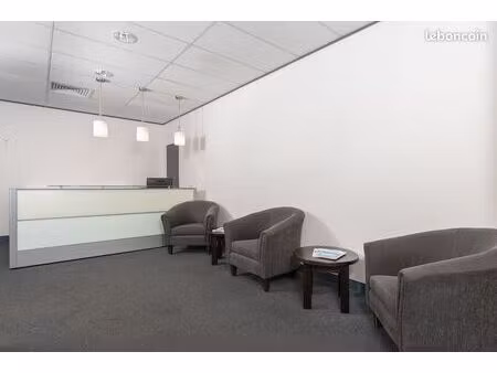 abonnements flexibles pour un espace de coworking à louer à montreuil heliaque montreuil