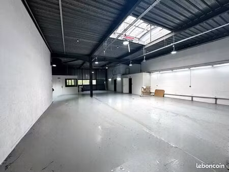 bureau 254 m²