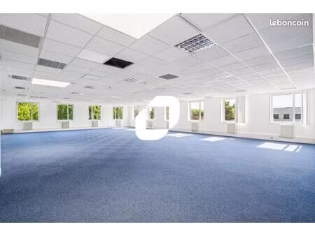 bureau 260 m²
