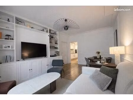 appartement 3 pièces de 52 m2 - rue victor méric - clichy