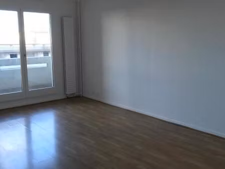 appartement 2 pièces 54 m²