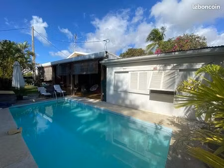 villa 5 pièces 155 m²