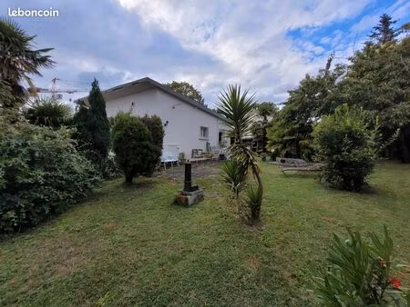 maison avec local de 45m2 au rdc