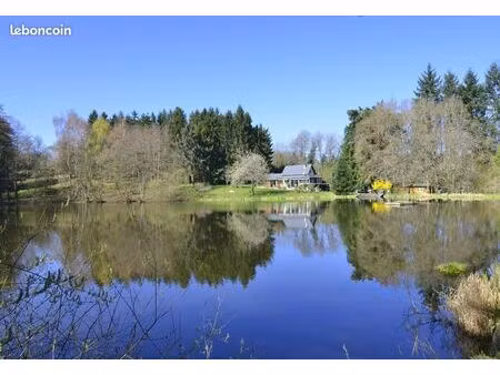 maison avec grand étang sur 3 ha clos