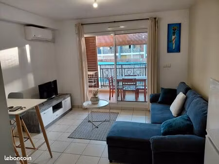 loue studio dans résidence avec piscine