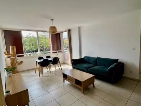 t3 meublé à louer