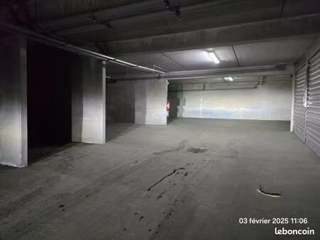 loue parking sous-sol securise