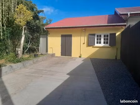 maison f3 à louer grand coude ( st joseph 974)