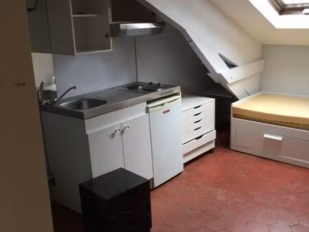 appartement 1 pièce 10 m²