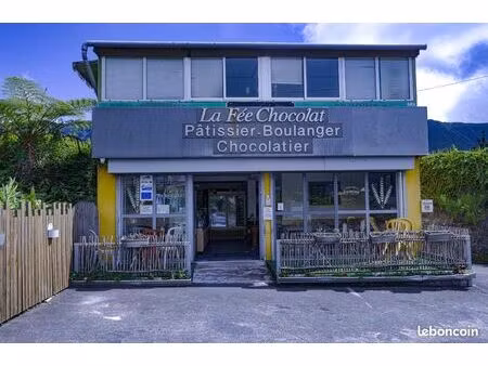 local commercial 336 m² la plaine-des-palmistes