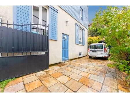 maison 7 pièces 150 m²