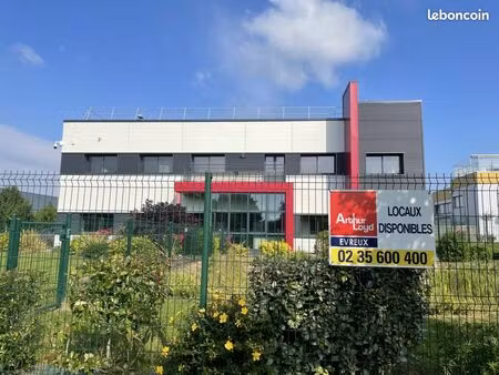 bureaux 200 m²