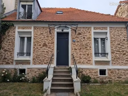 meulière de caractère avec jardin sans vis-à-vis