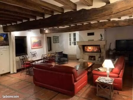 maison 10 pièces 330 m²