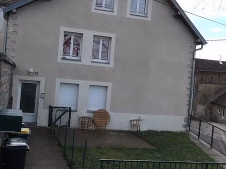 appt t2 bis + terrasse à mazerolles