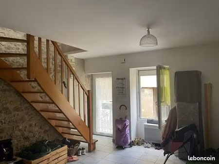 à louer – charmant appartement à saint-donat-sur-l’herbasse
