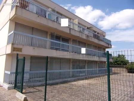 studio 1 pièce 25 m²