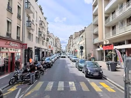 local commercial 95 m²