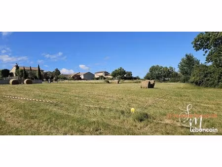 terrain 803 m² montmiral