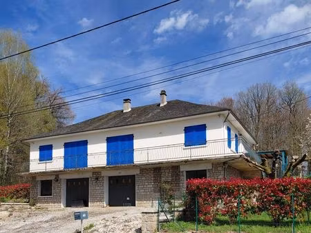 vends maison avec sous sol