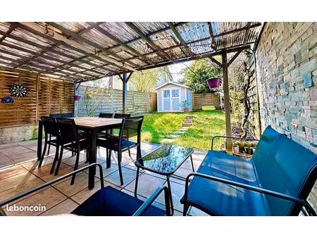pavillon 4 pièces 84 m²