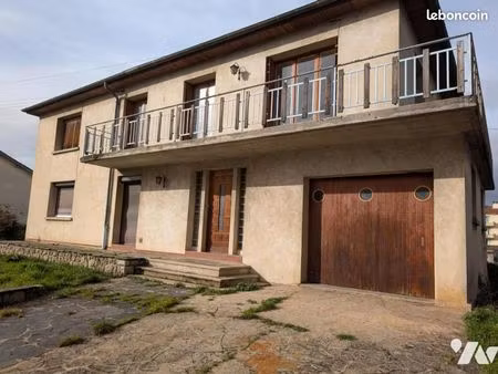 maison 8 pièces 180 m²