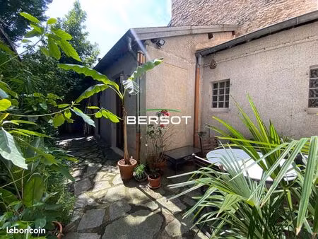 appartement 3 pièces 77 m²