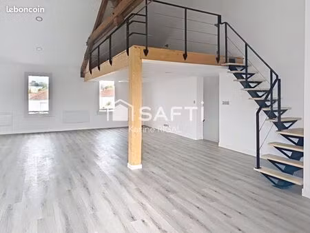 immeuble 500 m² montendre