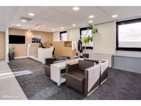 abonnements flexibles pour un espace de coworking à louer à rueil  gare rueil-malmaison