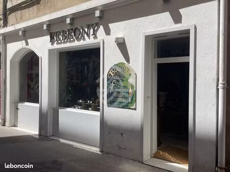 local commercial 62 m² valence