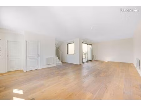maison 5 pièces 112 m²