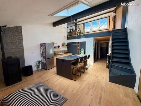 loft t3 avec mezzanine au cœur de pontarlier