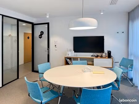 location d'espace de bureau au design magnifique pour 10 personnes à boulogne-billancourt 