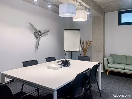 location d'espace de bureau au design magnifique pour 5 personnes à boulogne-billancourt  