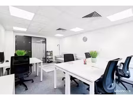 bureau privé à louer – regus puteaux  la defense tour initiale à puteaux