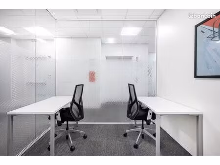 location d'espace de bureau au design magnifique pour 1 personne à la defense  cours valmy