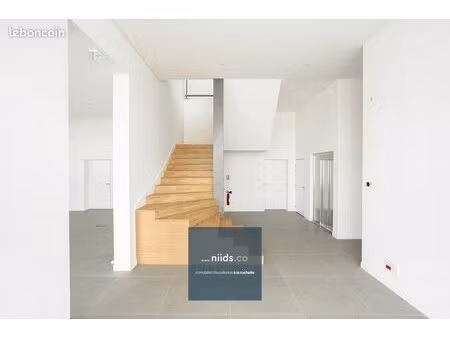 bureaux 250 m² lagord