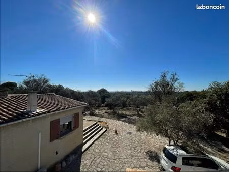 maison à rénover sur terrain de 2 900 m² – nîmes la cigale