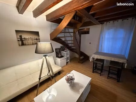appartement duplex 61 m² carrez – centre-ville de nogent-le-roi – 115 000