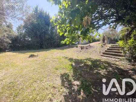 terrain 1050 m² alès