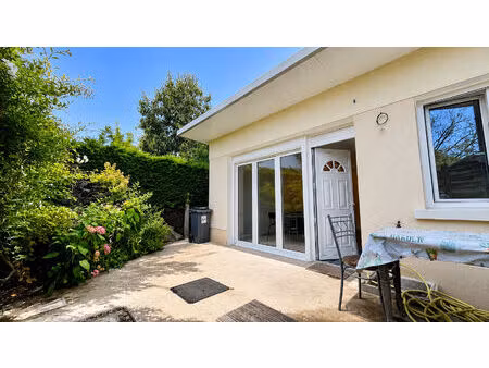 location appartement 1 pièce  25.00m²  conflans